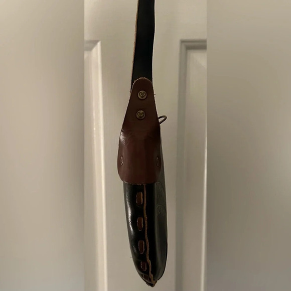 Vintage Roxy Black Leather Purse with Flower Design - Picture 6 of 7